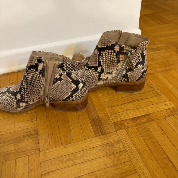 Snakeskin booties - Picture 2 of 6